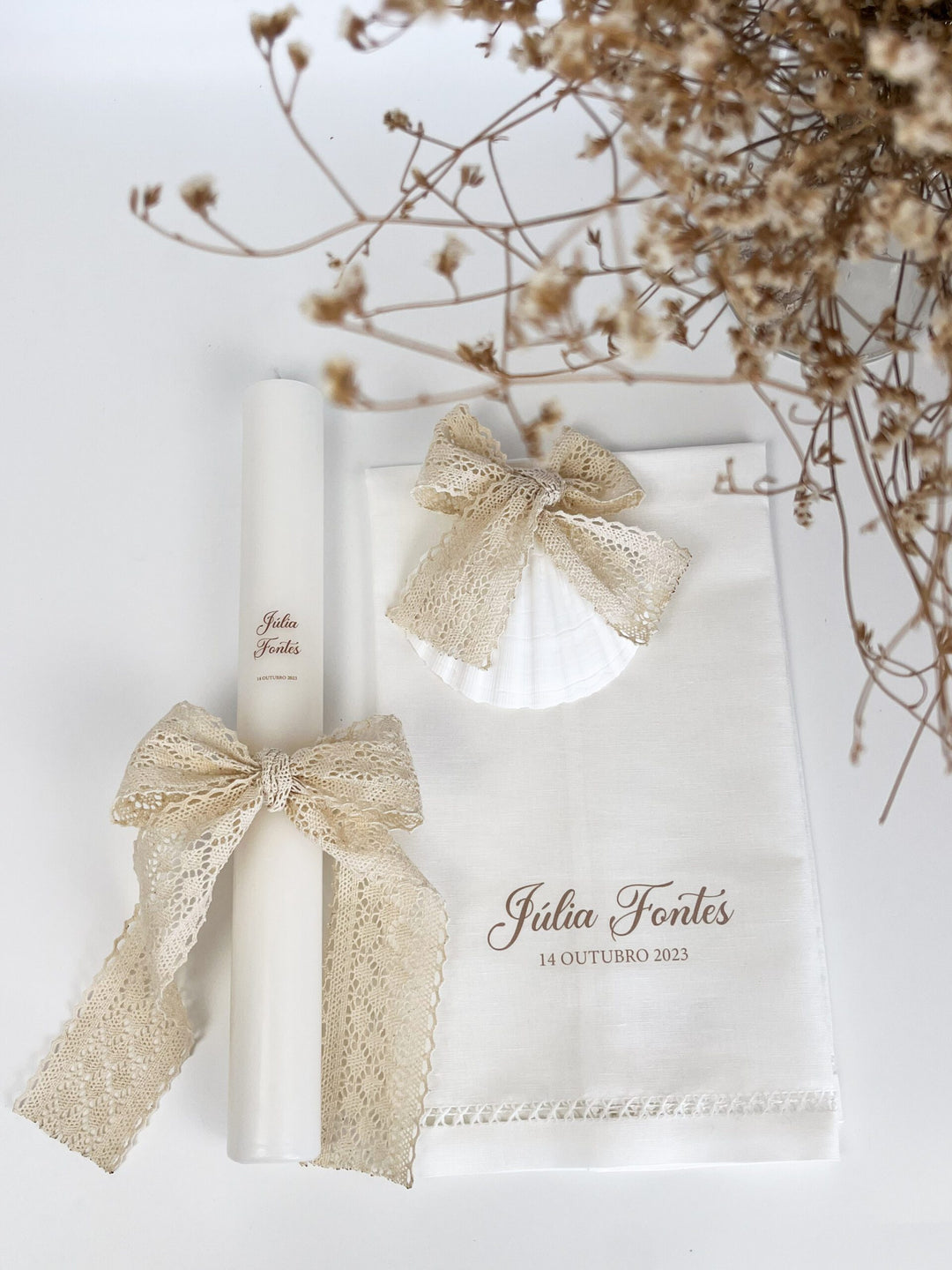 Conjunto para Batizado coleção Poema Delux | com Vela, Concha, Toalha, Caixa de veludo grande