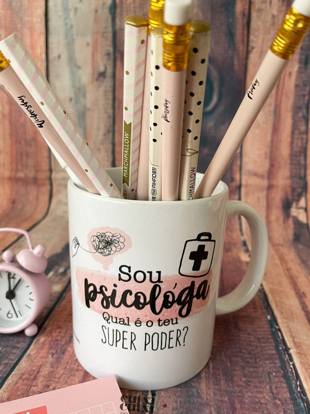 Caneca ilustrada profissão Psicóloga