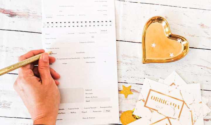 Caderno de encomendas A4