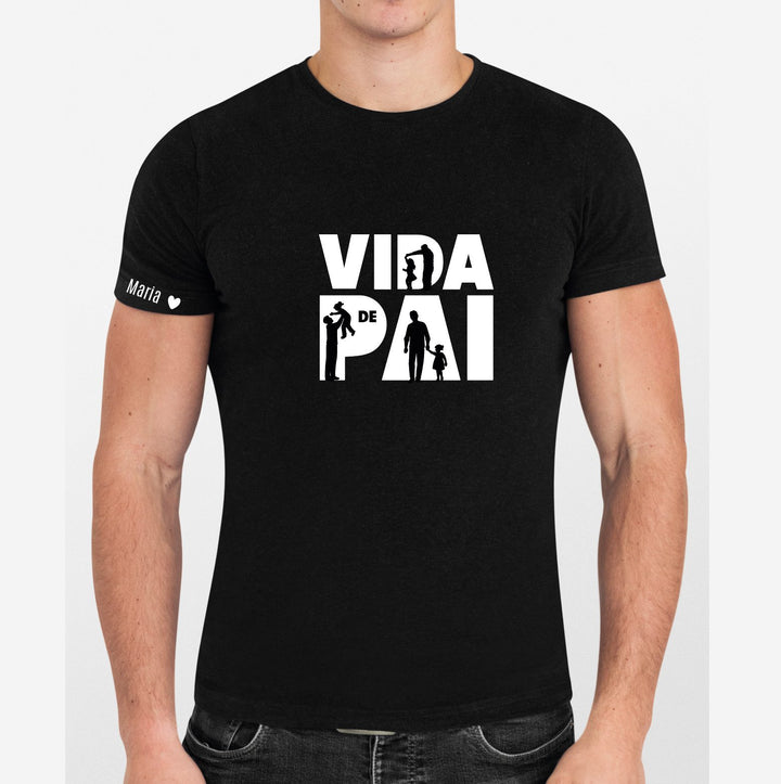 T-shirt Vida de Pai | Personalizada com nomes e ilustração