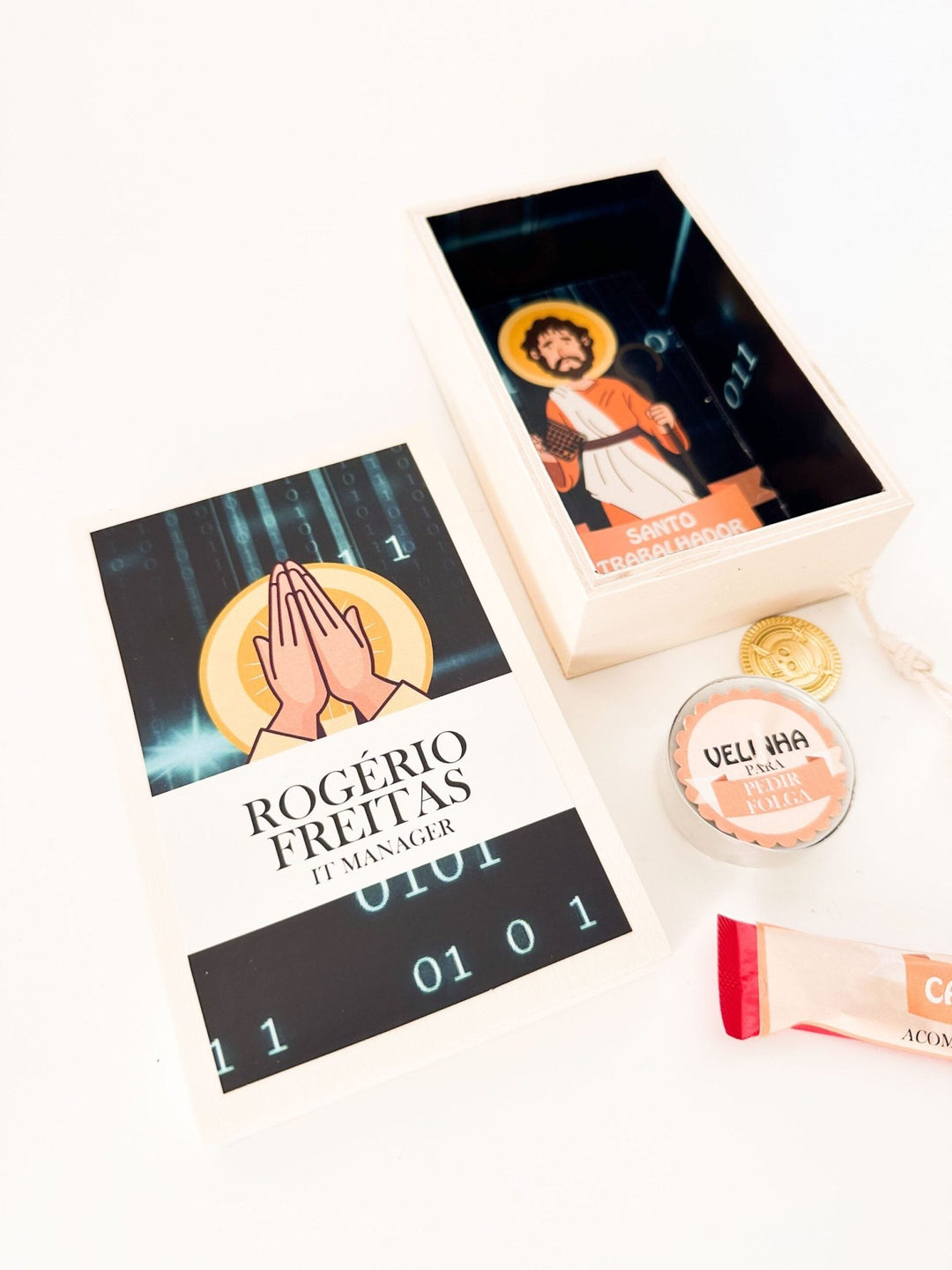 Altar do Santo Trabalhador – O Kit de Sobrevivência para o Dia a Dia no Trabalho! - Cutxi Cutxi - Presentes Personalizados