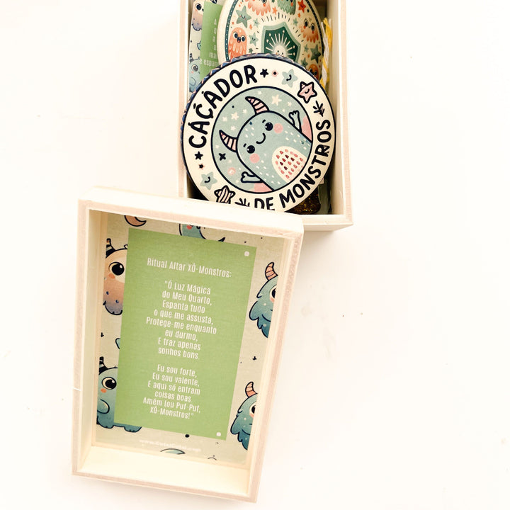 Altar Xô-Monstros – A Coragem Que Brilha no Escuro! 🦸‍♂️🌟🕯️Presente para Criança