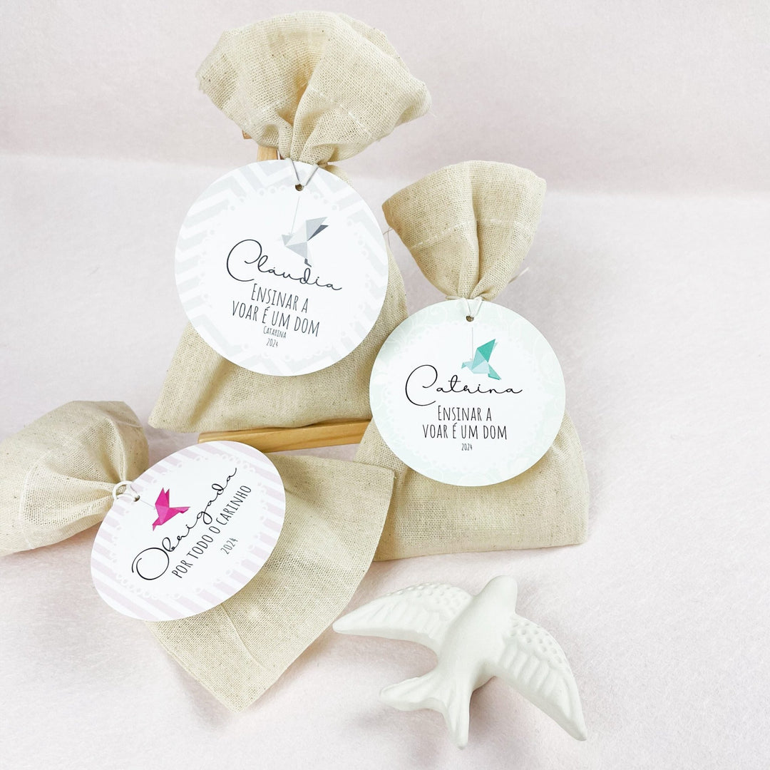 Andorinha Perfumada com saco | Lembrança Educadores e Professores - Cutxi Cutxi - Presentes Personalizados