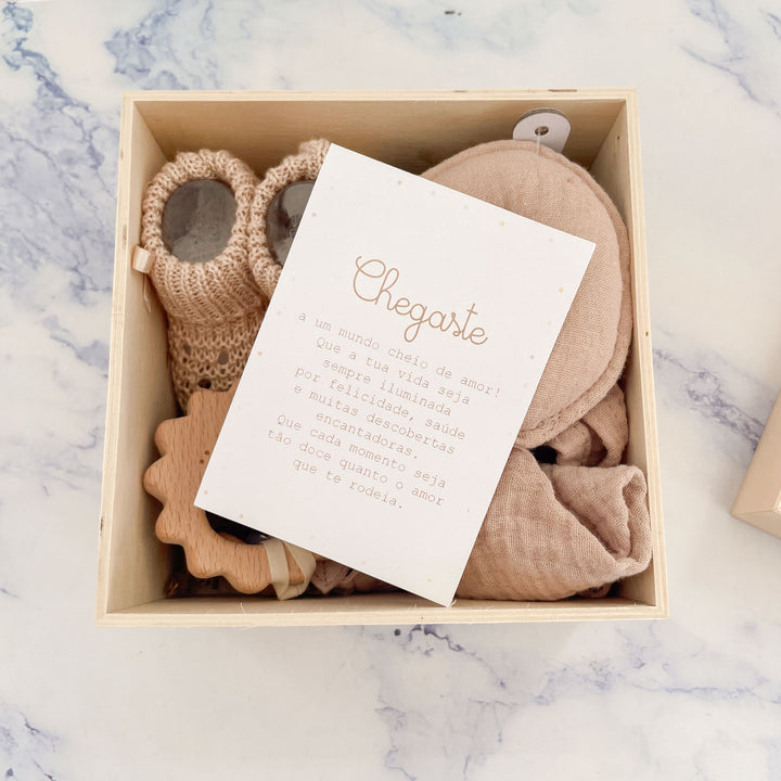 Baby Box #1 | Caixa do Bebé Personalizada com Produtos Artesanais