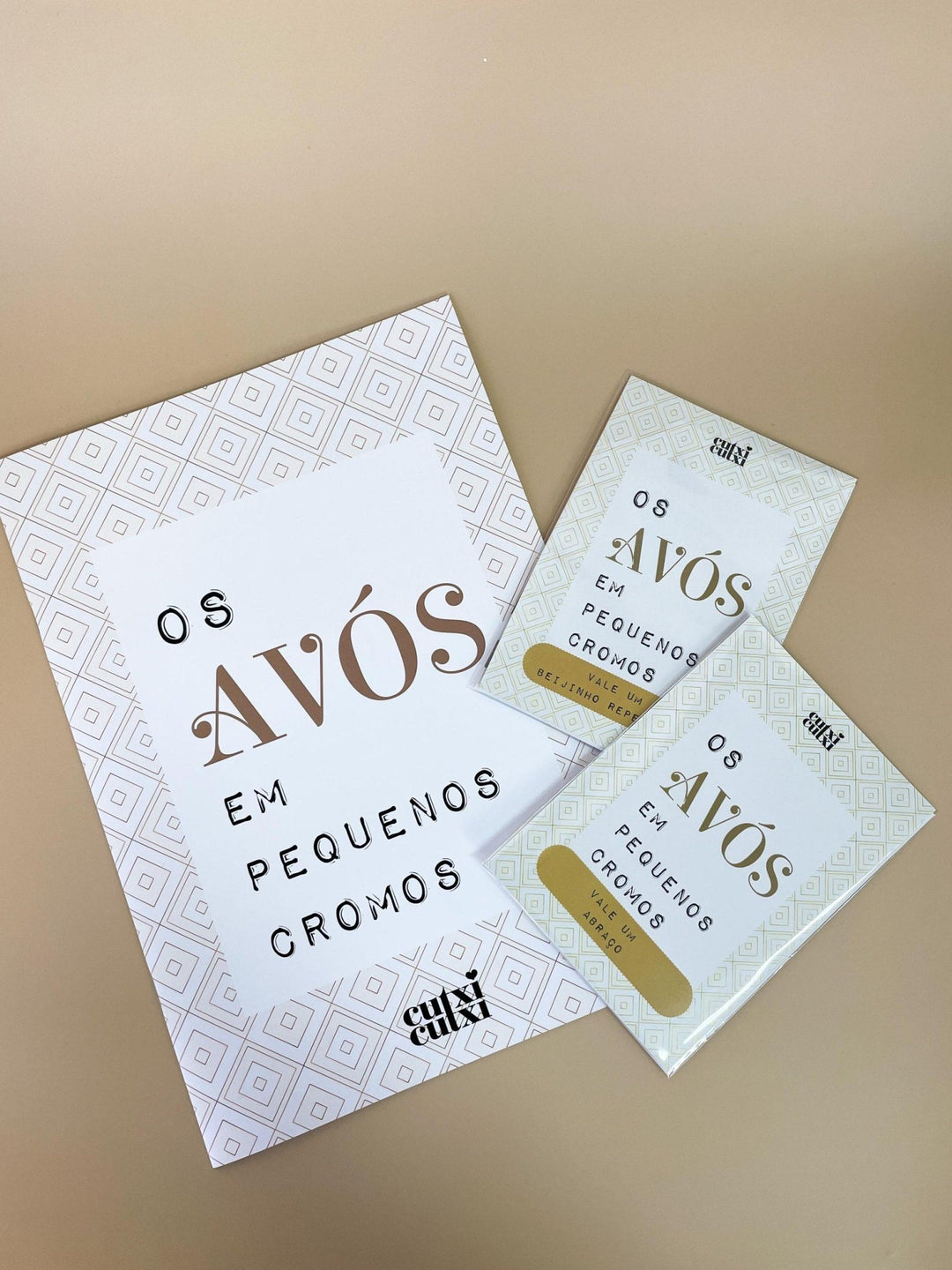 Caderneta para os AVÓS em pequenos cromos - Cutxi Cutxi - Presentes Personalizados