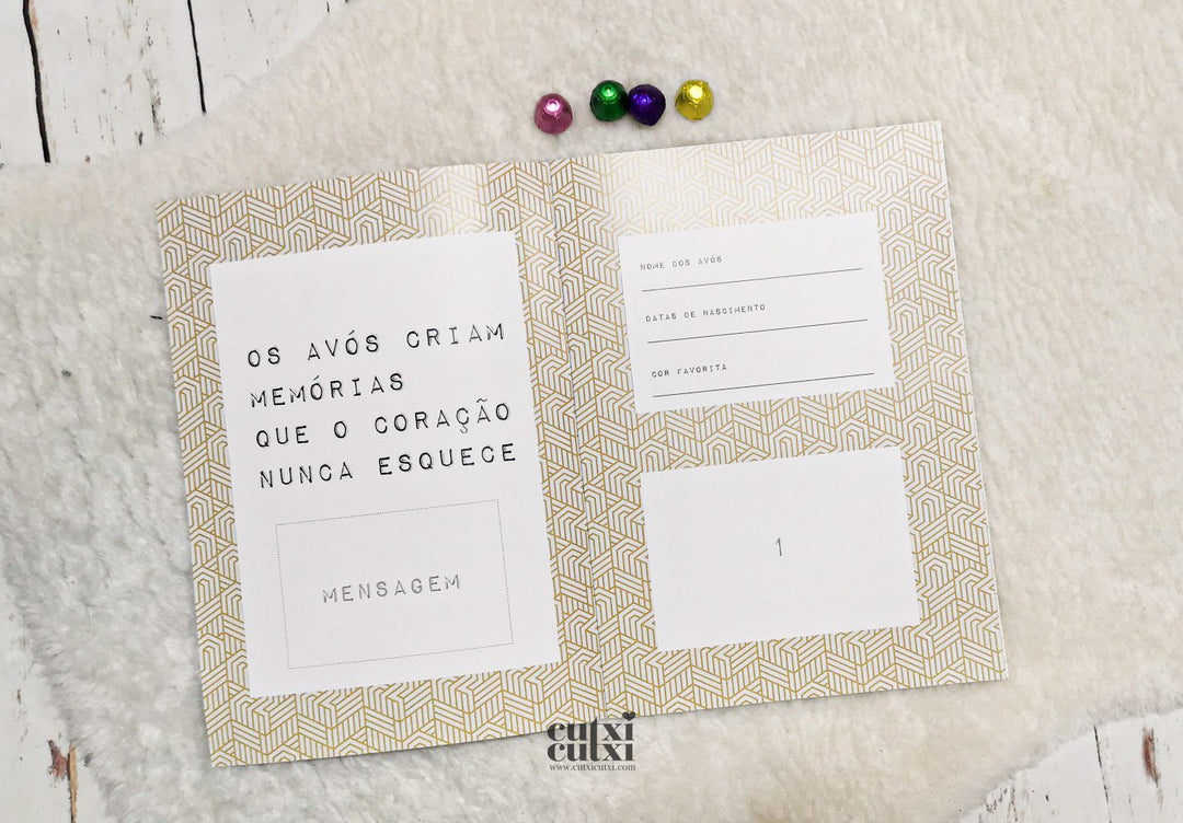 Caderneta para os AVÓS em pequenos cromos - Cutxi Cutxi - Presentes Personalizados