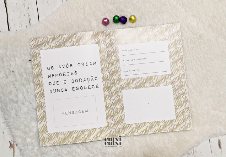 Caderneta para os AVÓS em pequenos cromos - Cutxi Cutxi - Presentes Personalizados