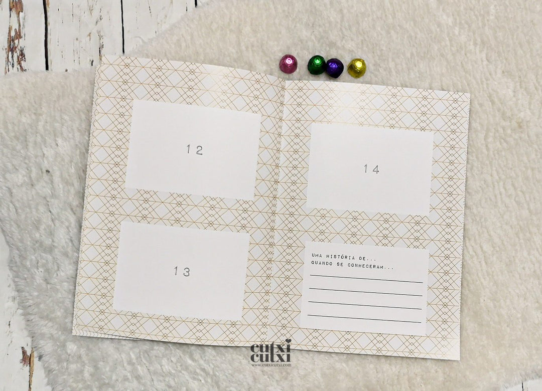 Caderneta para os AVÓS em pequenos cromos - Cutxi Cutxi - Presentes Personalizados