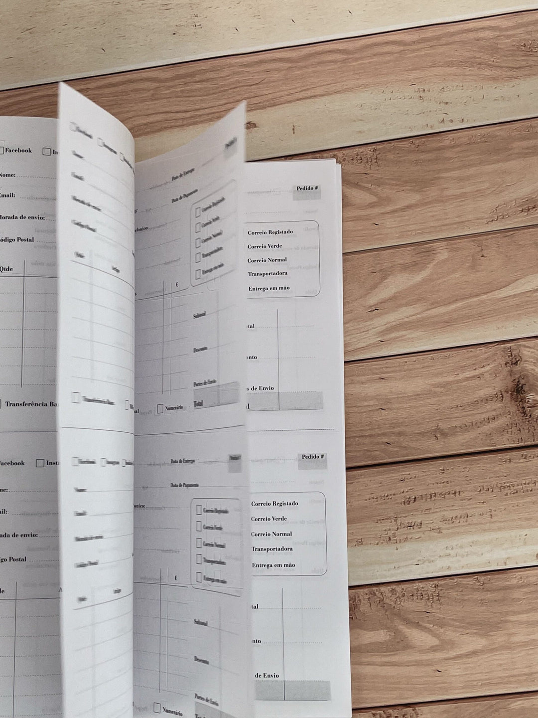 Caderno de encomendas A4