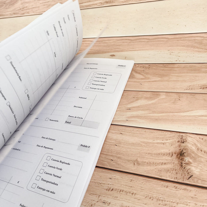 Caderno de encomendas A4