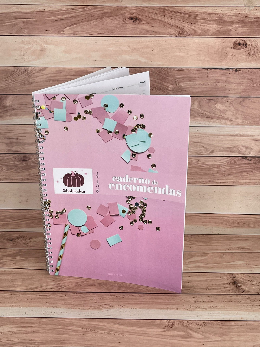 Caderno de encomendas A4