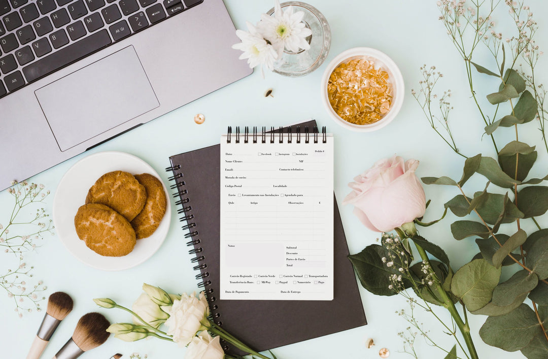 Caderno de encomendas A4