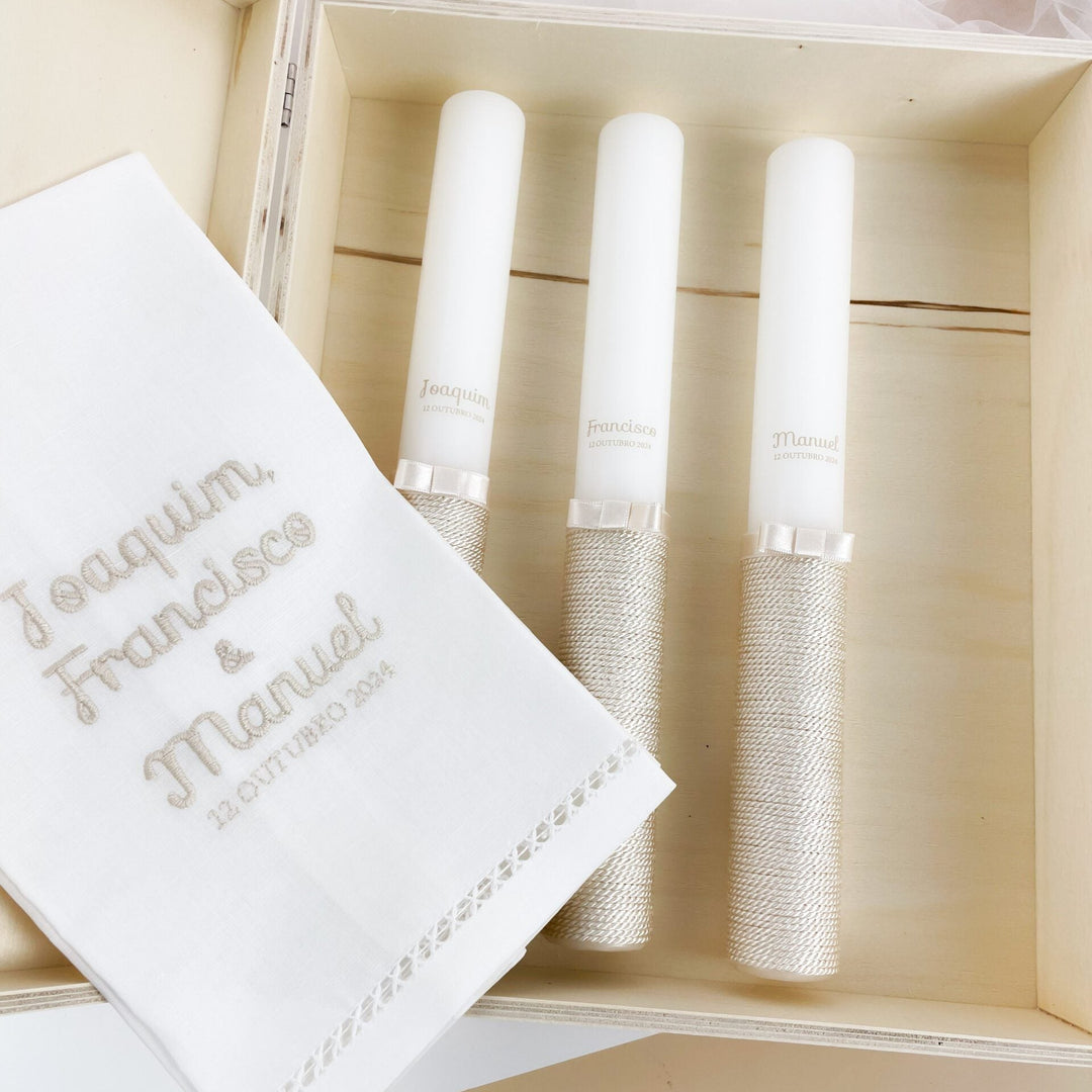 Caixa Batizado DELUX NATURE com fecho metálico - ideal para 2 conjuntos de batizado - Cutxi Cutxi - Presentes Personalizados