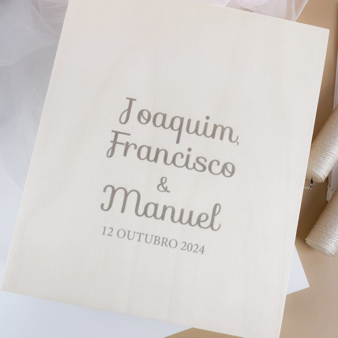Caixa Batizado DELUX NATURE com fecho metálico - ideal para 2 conjuntos de batizado - Cutxi Cutxi - Presentes Personalizados