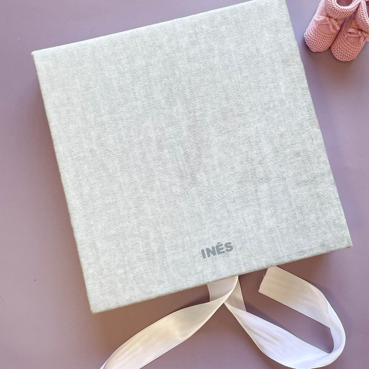 Caixa Batizado VELUDO PREMIUM para Vela Concha Toalha Roupa - Cutxi Cutxi - Presentes Personalizados