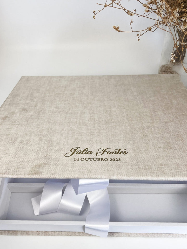 Caixa Batizado VELUDO PREMIUM para Vela Concha Toalha Roupa - Cutxi Cutxi - Presentes Personalizados