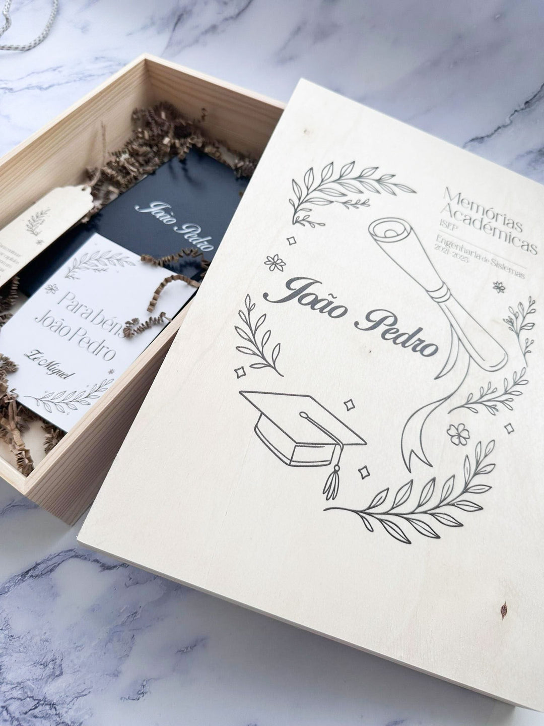 Caixa de Memórias Académicas — Edição Grande 🎓✨ | Presente para Finalistas - Cutxi Cutxi - Presentes Personalizados