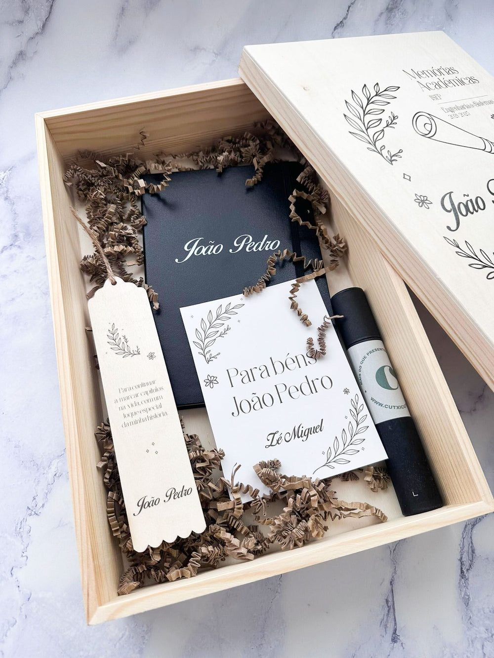 Caixa de Memórias Académicas — Edição Grande 🎓✨ | Presente para Finalistas - Cutxi Cutxi - Presentes Personalizados