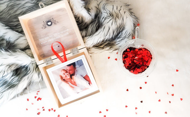 Caixa de Memórias Personalizada com Fotografias - Livrinho Acordeão A Nossa História - Cutxi Cutxi - Presentes Personalizados