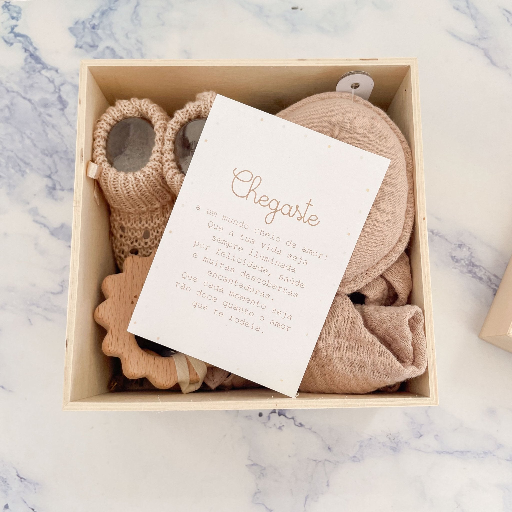 Caixa do Bebé — Primeiro Abraço - Cutxi Cutxi - Presentes Personalizados