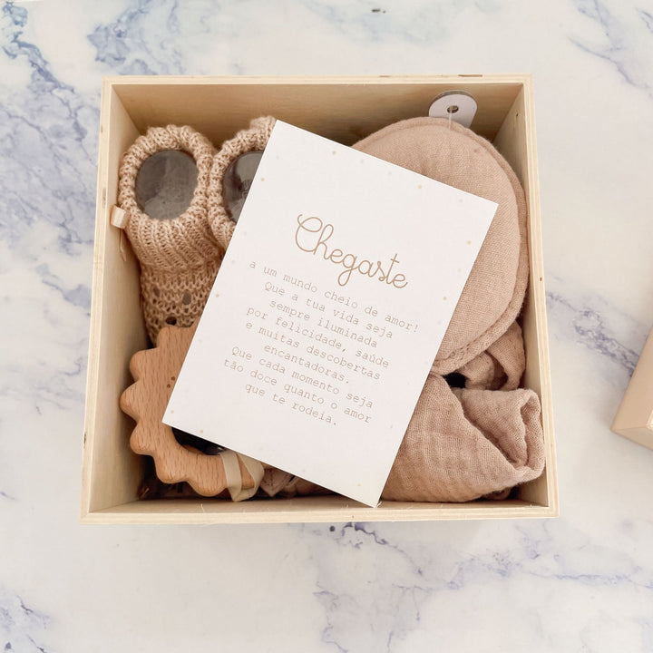 Caixa do Bebé — Primeiro Abraço - Cutxi Cutxi - Presentes Personalizados