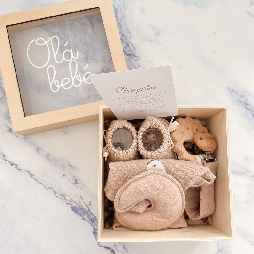 Caixa do Bebé — Primeiro Abraço - Cutxi Cutxi - Presentes Personalizados