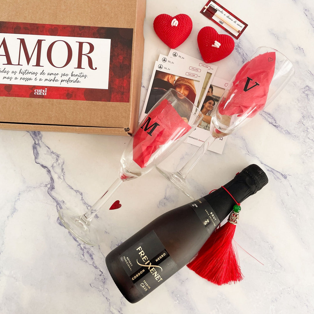 Caixa Romance Premium — Um Brinde à Nossa História ❤️🥂 | Namorados - Cutxi Cutxi - Presentes Personalizados