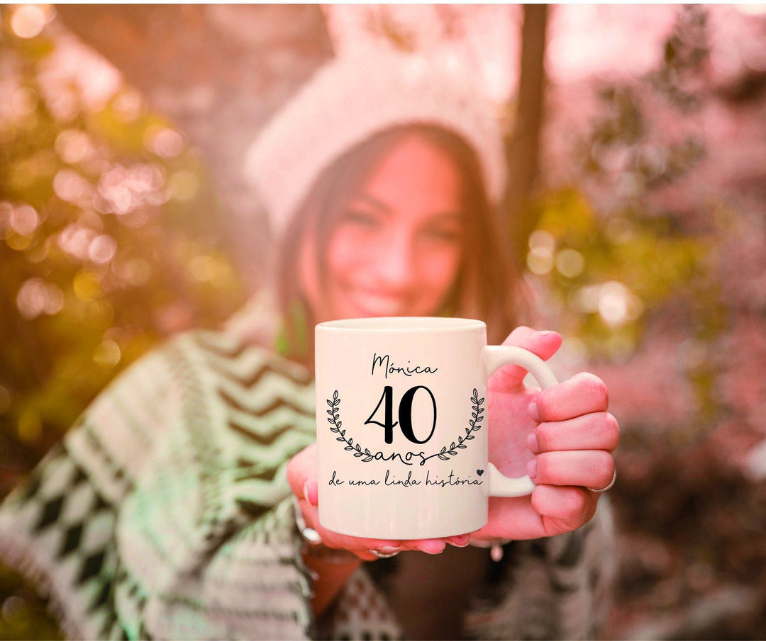 Caneca Personalizada Aniversário | Anos de uma linda história - Cutxi Cutxi - Presentes Personalizados