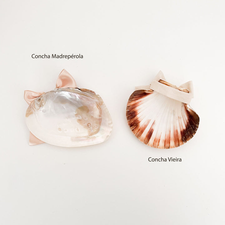 Conjunto Batizado Classic Nature com Vela Concha Toalha - Cetim