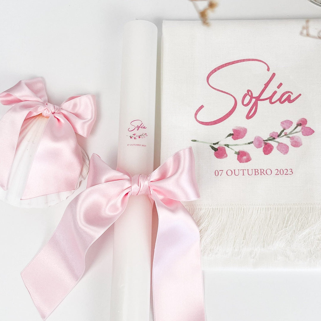 Conjunto Batizado Alegria Cetim | Vela · Toalha · Concha - Cutxi Cutxi - Presentes Personalizados