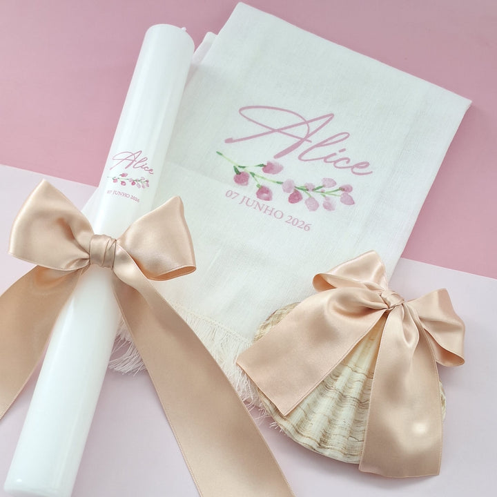 Conjunto Batizado Alegria Cetim | Vela · Toalha · Concha - Cutxi Cutxi - Presentes Personalizados