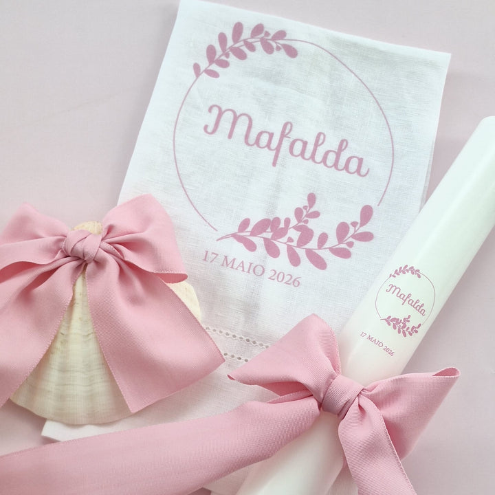 Conjunto Batizado Alegria Gorgurão | Vela · Toalha · Concha - Cutxi Cutxi - Presentes Personalizados