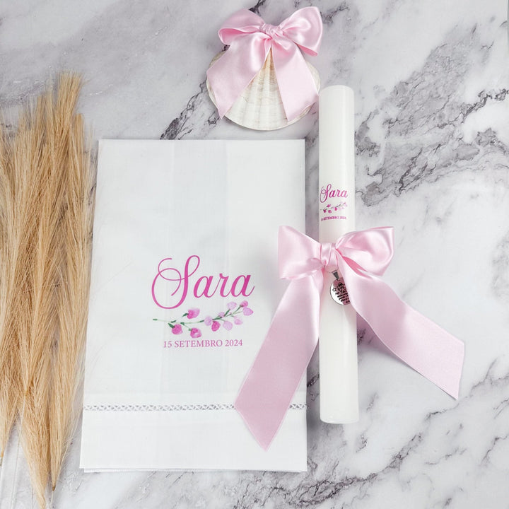 Conjunto Batizado BÊNÇÃO Cetim | 5 peças - vela, toalha, concha, caixa média, lembranças - Cutxi Cutxi - Presentes Personalizados
