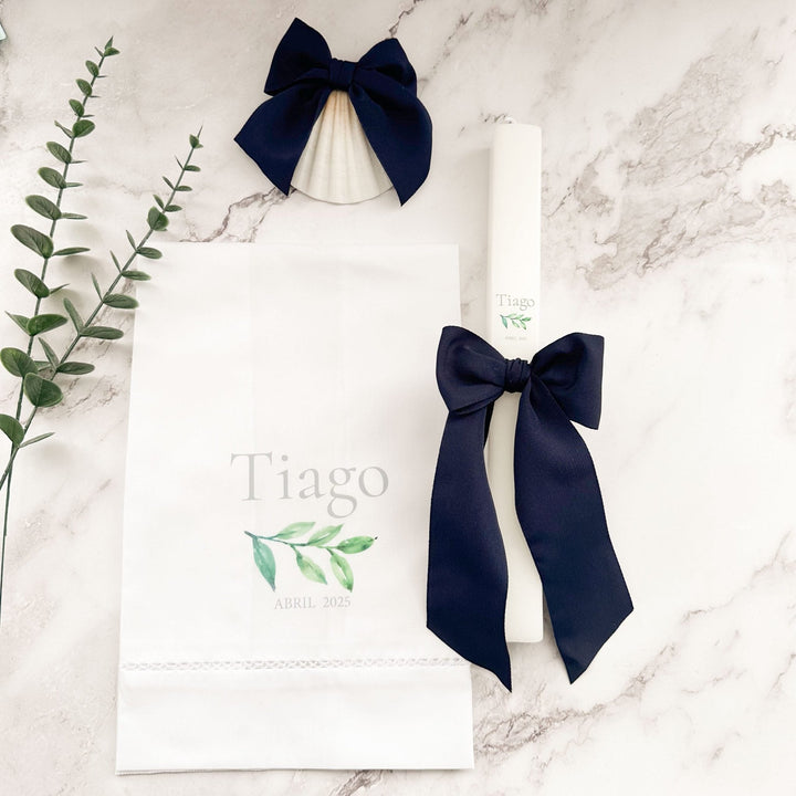 Conjunto Batizado Bênção Gorgurão | Vela · Toalha · Concha · Caixa de madeira grande - Cutxi Cutxi - Presentes Personalizados