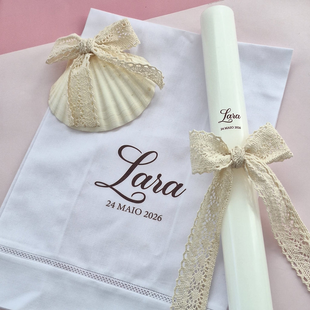 Conjunto Batizado Poema | Vela Toalha, Concha e Pagelas de Lembrança - Cutxi Cutxi - Presentes Personalizados