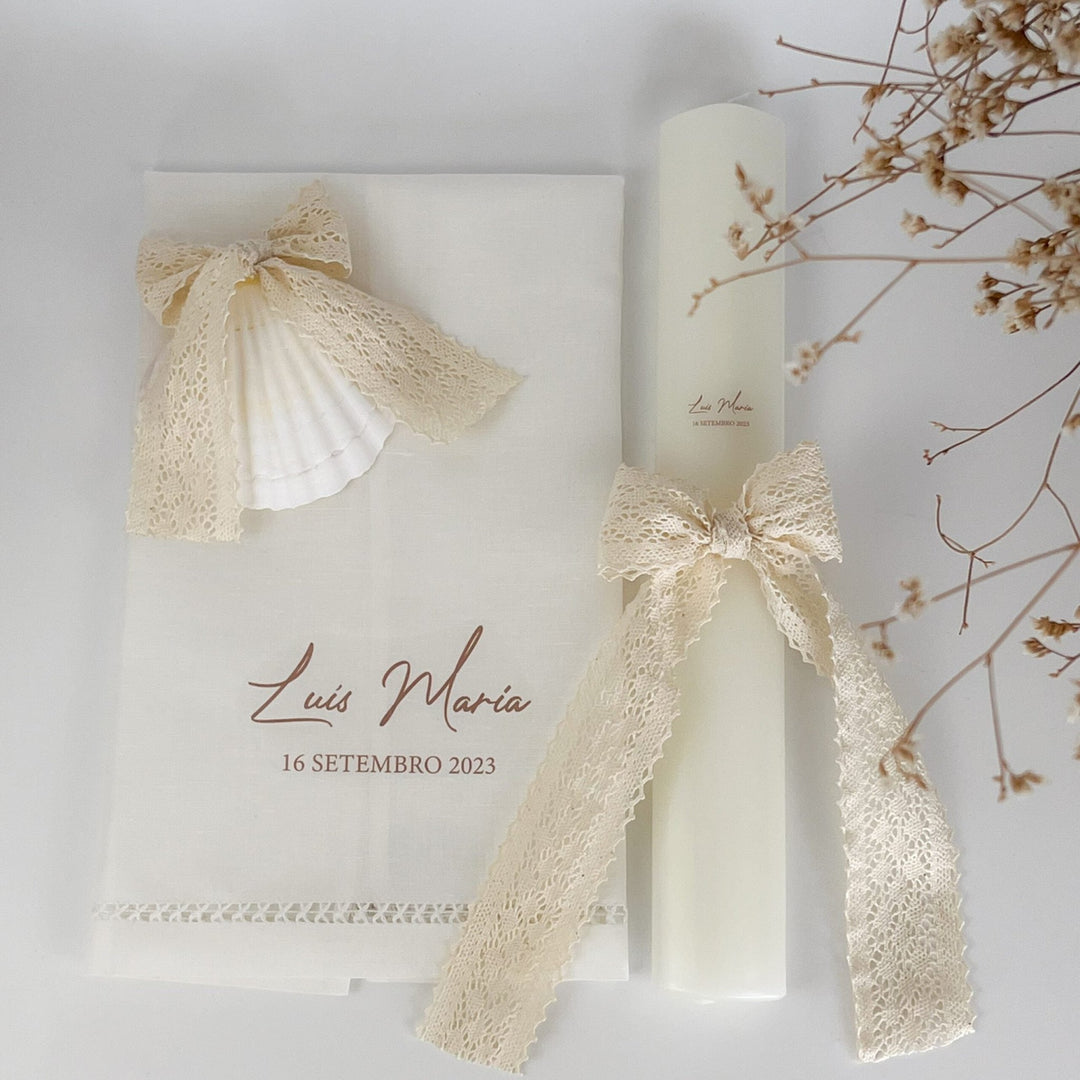 Conjunto Batizado Poema | Vela Toalha, Concha e Pagelas de Lembrança - Cutxi Cutxi - Presentes Personalizados