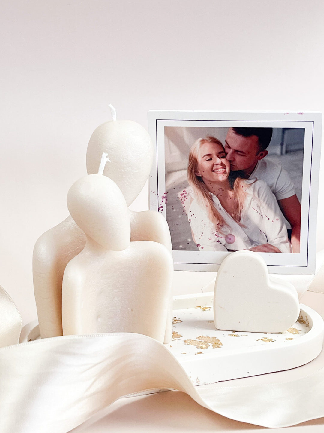 Conjunto Abraço romântico | conjunto com Velas, fotografia e base - Presente Namorados (Cópia) (RASCUNHO)