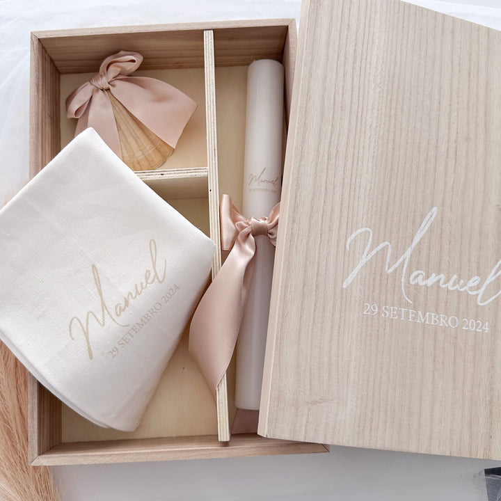 Conjunto Batizado DELUXE NATURE com Vela Concha Toalha e Caixa média - CETIM