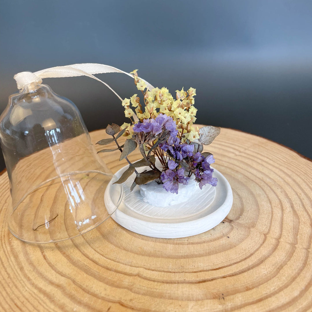Mini Campânula com Flores Preservadas da Cutxi Cutxi