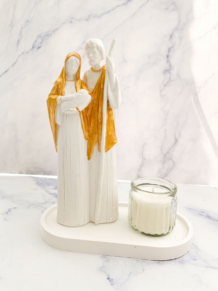 Estatueta Elegante com base e vela | Sagrada Família Pintada à Mão