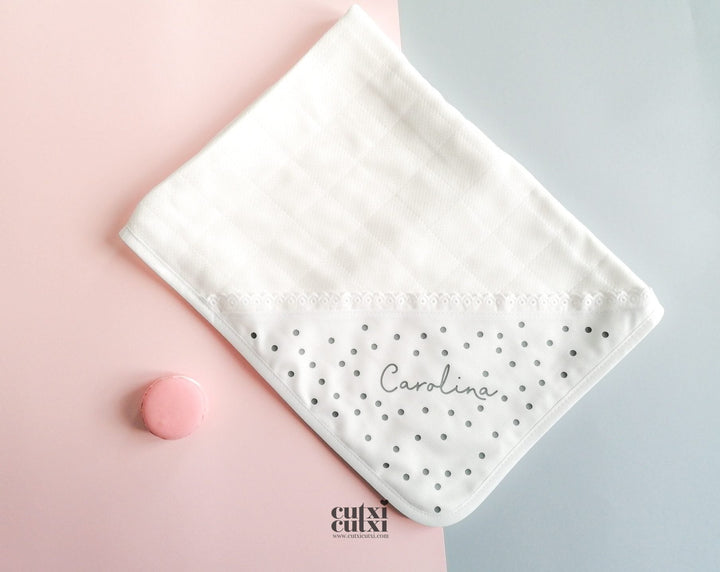 Fralda para bebé com nome - Cutxi Cutxi - Presentes Personalizados