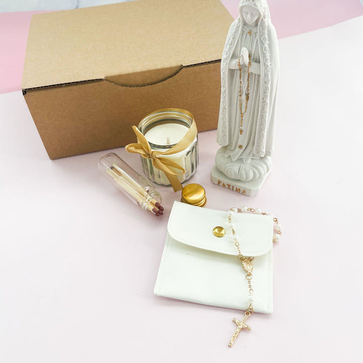 Kit Nossa Senhora de Fátima com Vela e Terço - Cutxi Cutxi - Presentes Personalizados