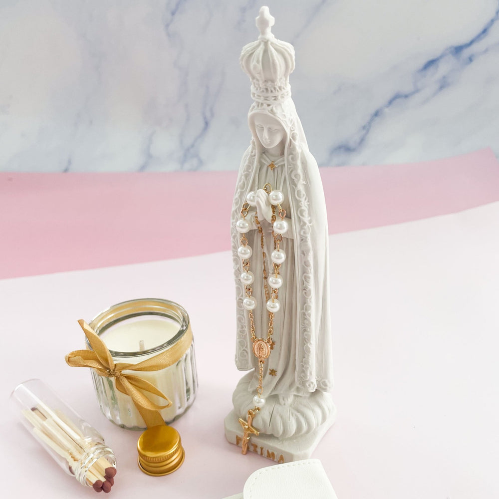 Kit Nossa Senhora de Fátima com Vela e Terço - Cutxi Cutxi - Presentes Personalizados