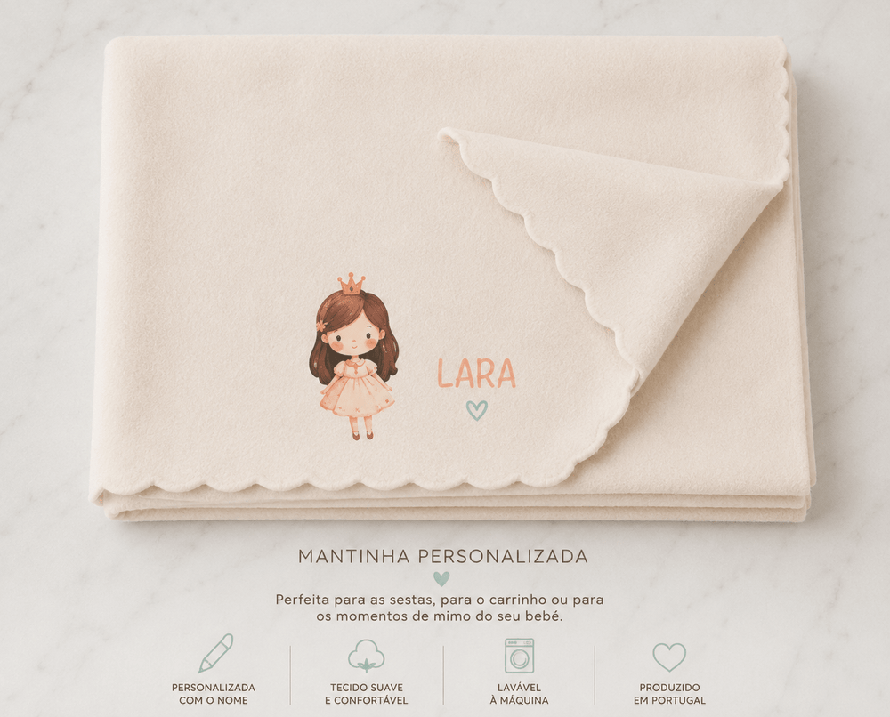 Manta polar bege personalizada para catre de bebé, com nome e ilustração à escolha — Cutxi Cutxi