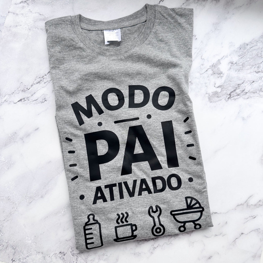 T-shirt Modo Pai Ativado – Para Revelação ou Momentos Pai e Filhos 👶⚡