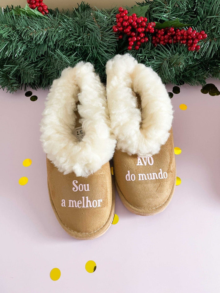 Pantufas Camel Família "Melhor do(a) Mundo" - Cutxi Cutxi - Presentes Personalizados