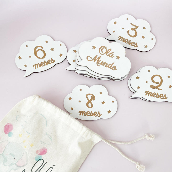 Placas em Madeira Milestones para Bebé Nuvem