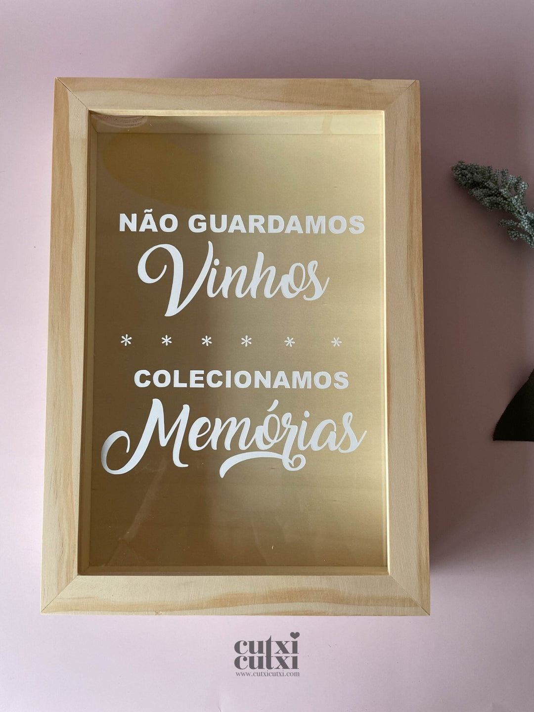 Quadro Guarda Rolhas ou Caricas Memórias com fotografia - Cutxi Cutxi - Presentes Personalizados