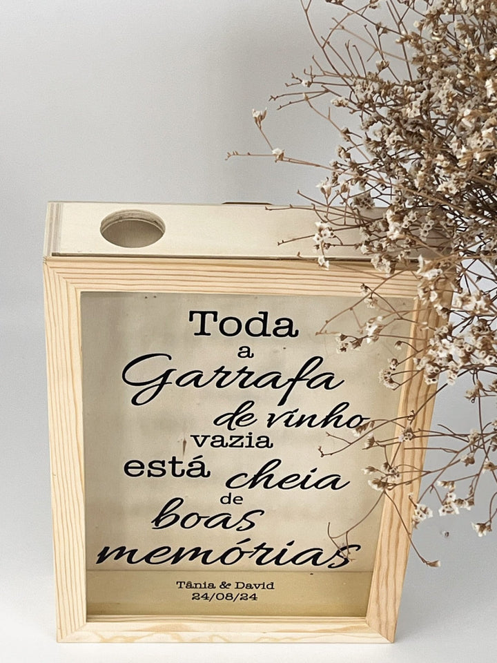 Quadro Guarda Rolhas ou Caricas Memórias com fotografia - Cutxi Cutxi - Presentes Personalizados