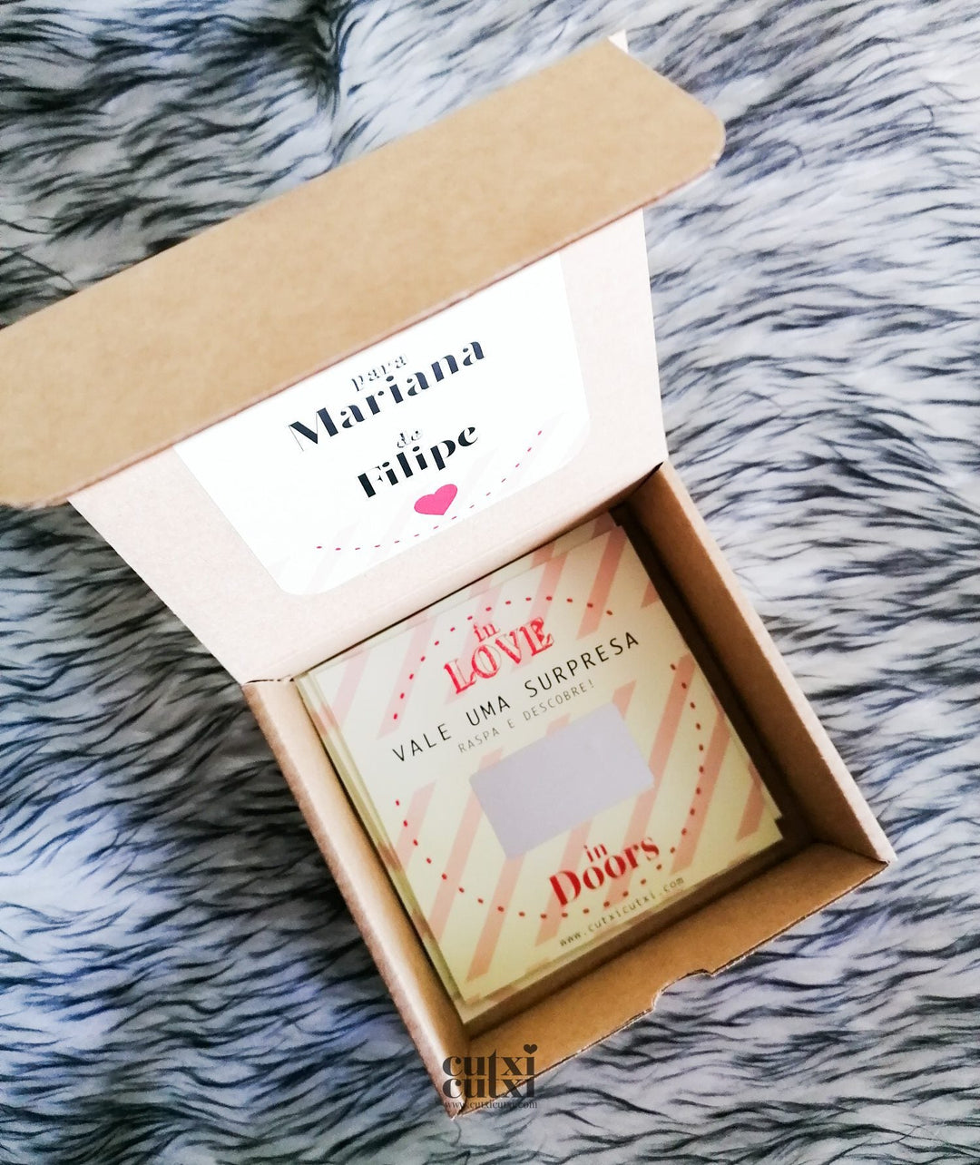 Raspadinhas InLOVE InDOORS - Presente Namorados - Cutxi Cutxi - Presentes Personalizados